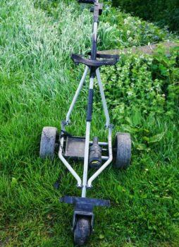 Powakaddy 3 Wheel Electric Golf Trolley